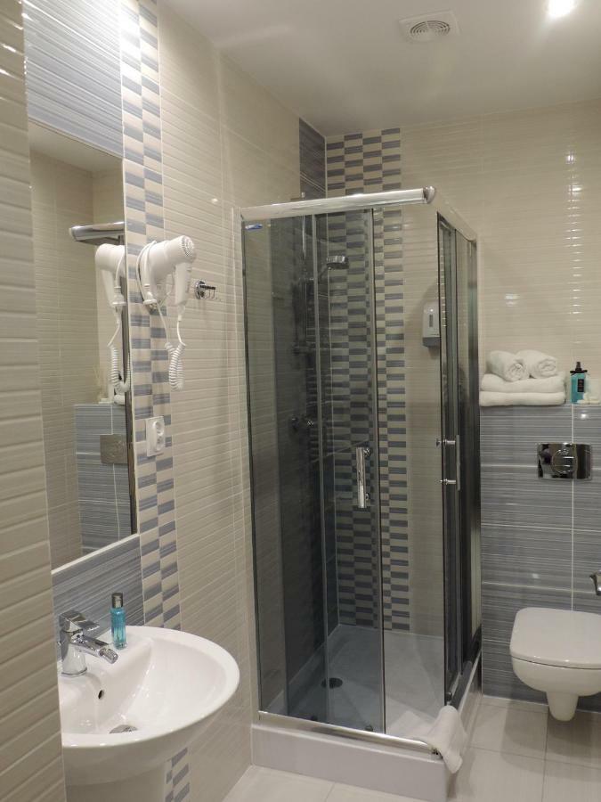 Apartament Blue Krosno Exteriör bild