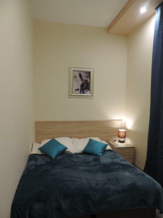 Apartament Blue Krosno Exteriör bild