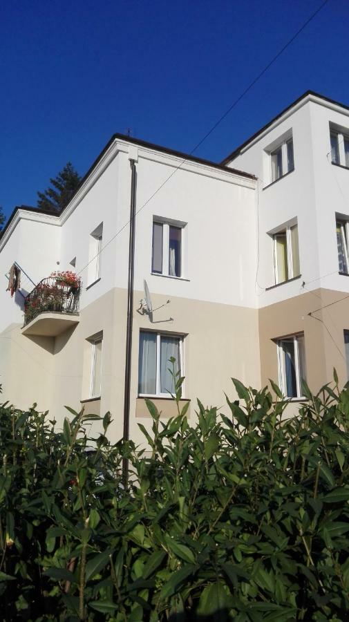 Apartament Blue Krosno Exteriör bild